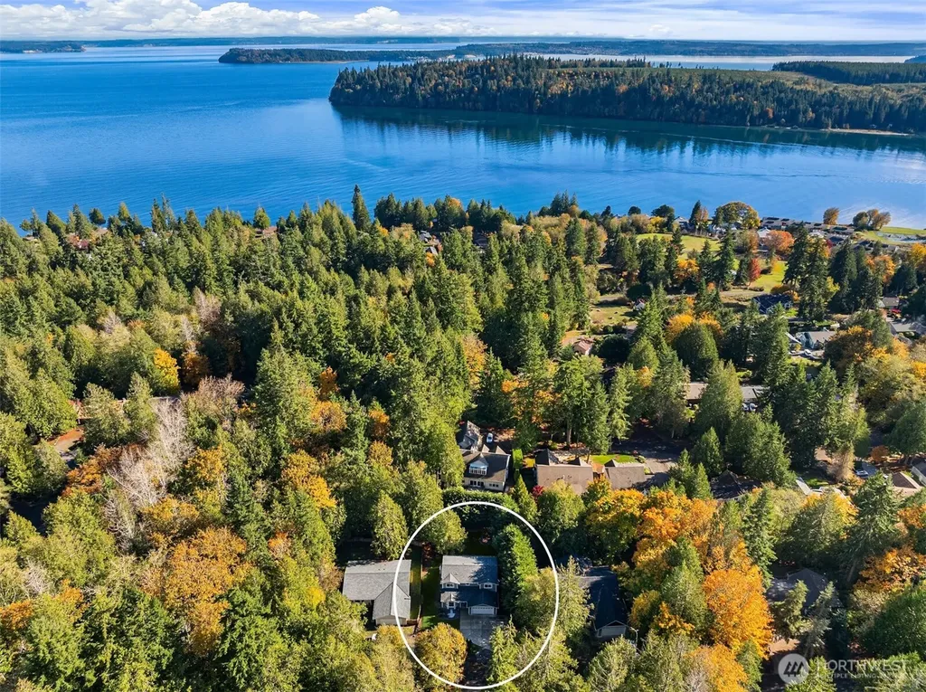 110 Cressey Lane Port Ludlow WA 98365