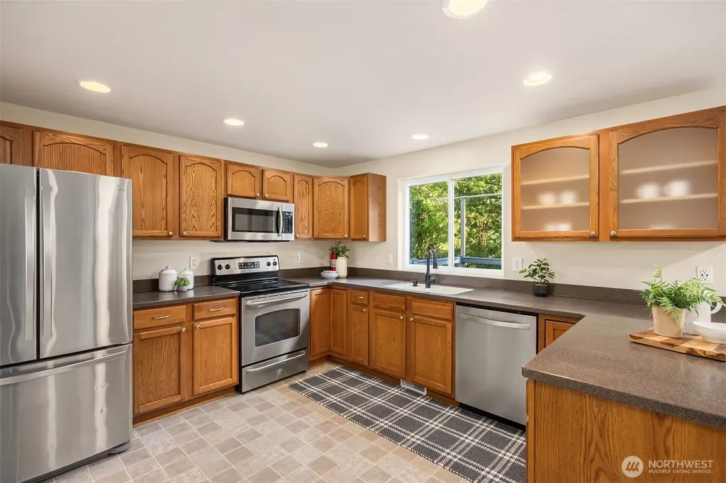 110 Cressey Lane Port Ludlow WA 98365