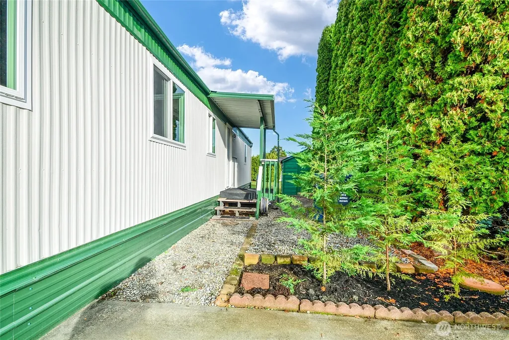 16600 25th Avenue NE Marysville WA 98271