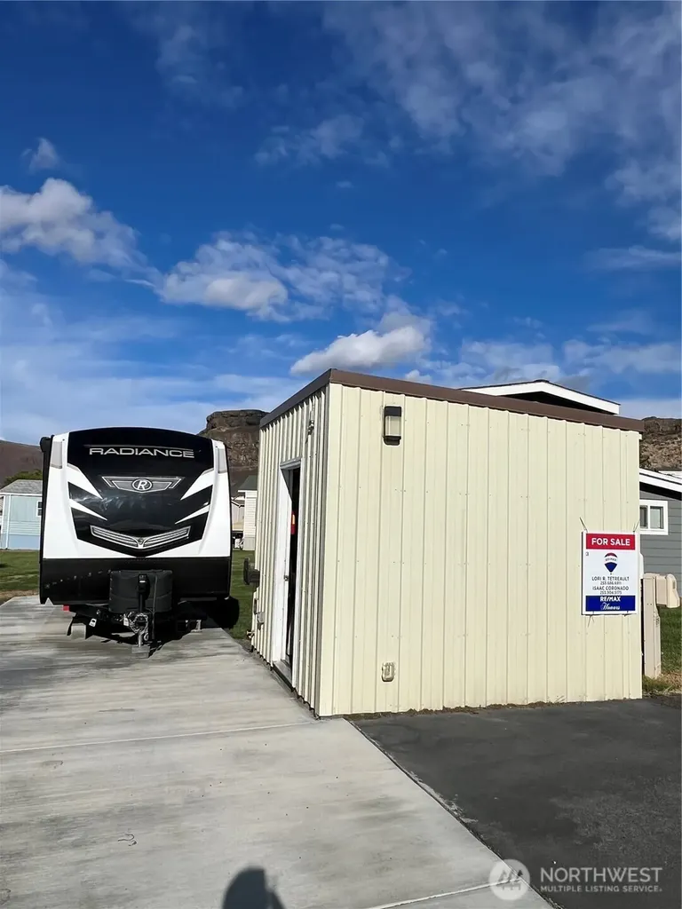 31465 Moore Road NE Coulee City WA 99115