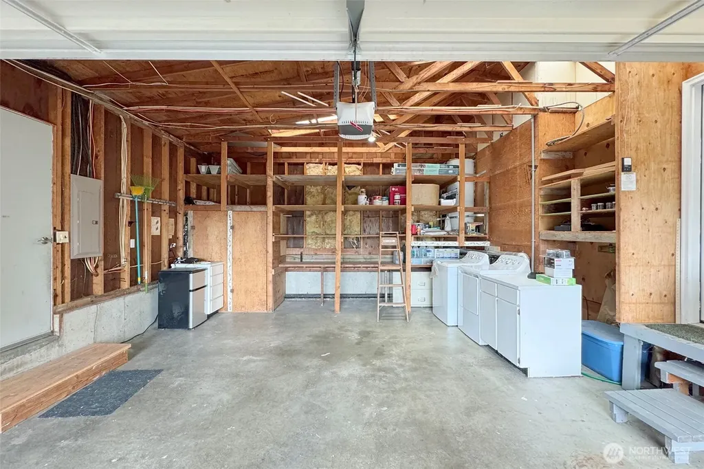 241 Bay View Street Sequim WA 98382