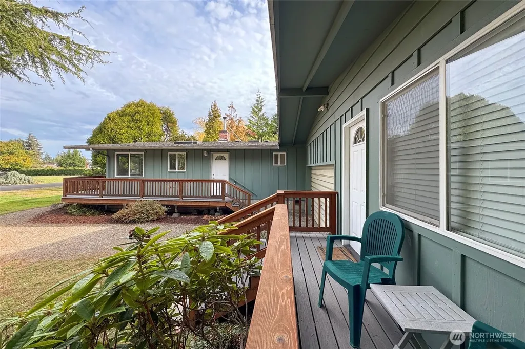 241 Bay View Street Sequim WA 98382