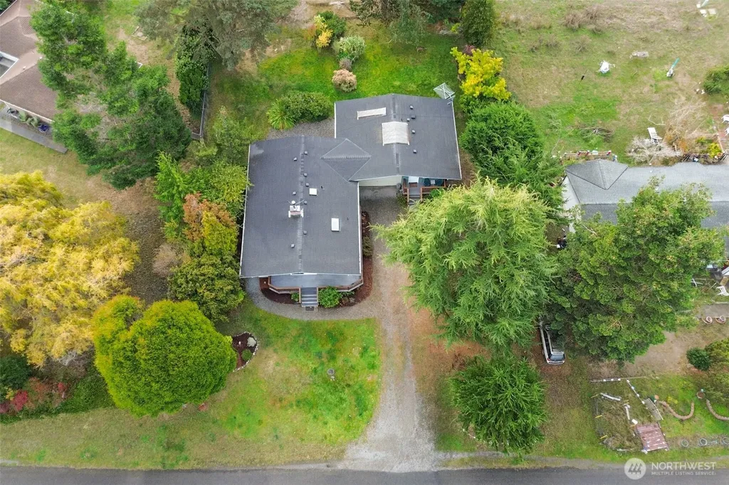 241 Bay View Street Sequim WA 98382