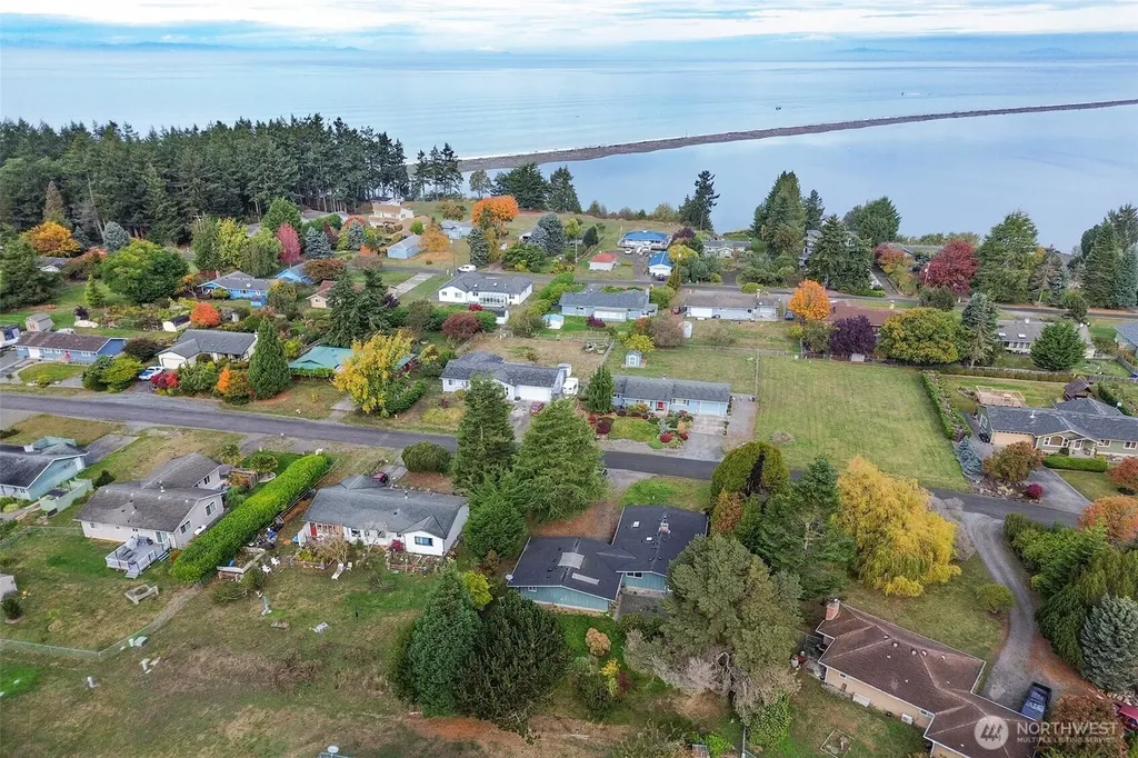 241 Bay View Street Sequim WA 98382