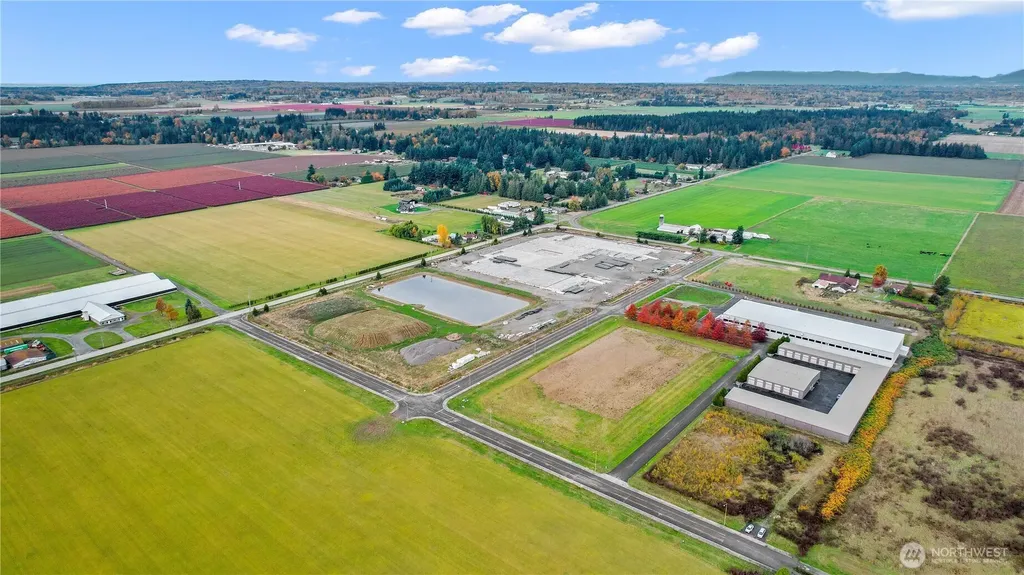 602 Redwood Road Lynden WA 98264