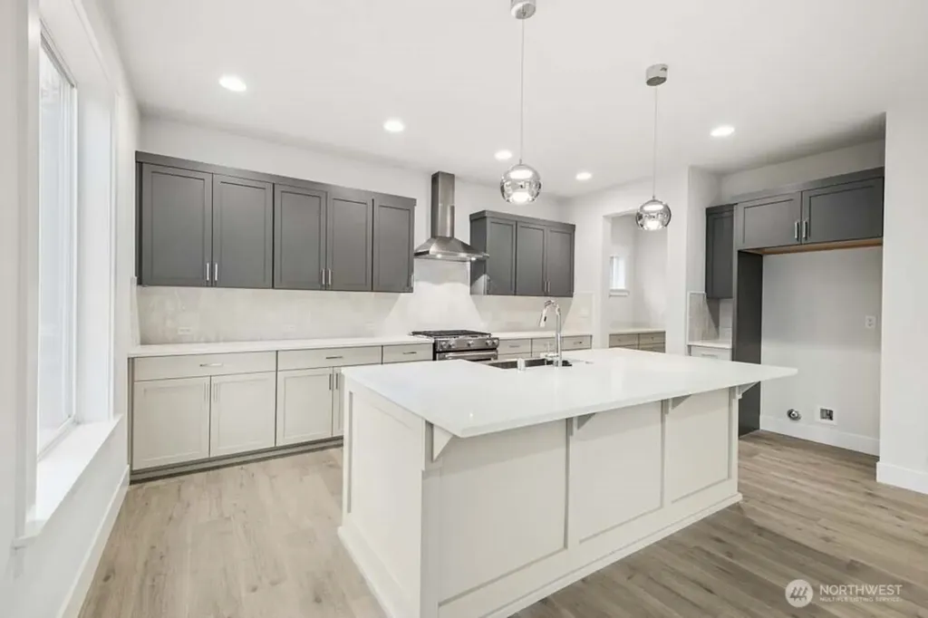 18019 SE 250th Place Covington WA 98042