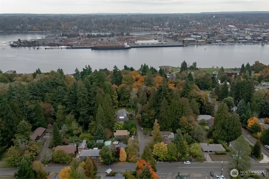 1203 Bowman Avenue NW Olympia WA 98502
