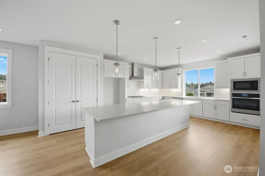 2926 Balsamroot Drive SE Lacey WA 98513