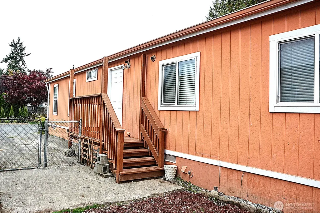 31600 126th Avenue SE Auburn WA 98092