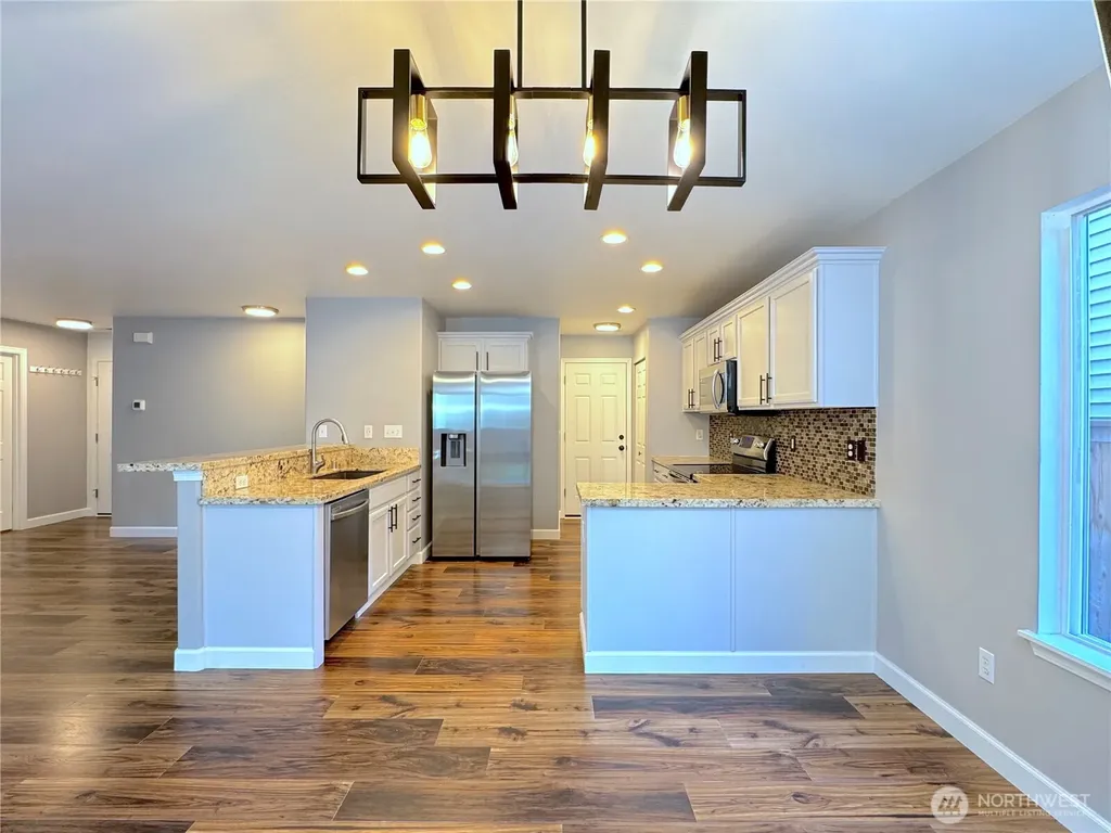 23515 SE 243rd Place Maple Valley WA 98038