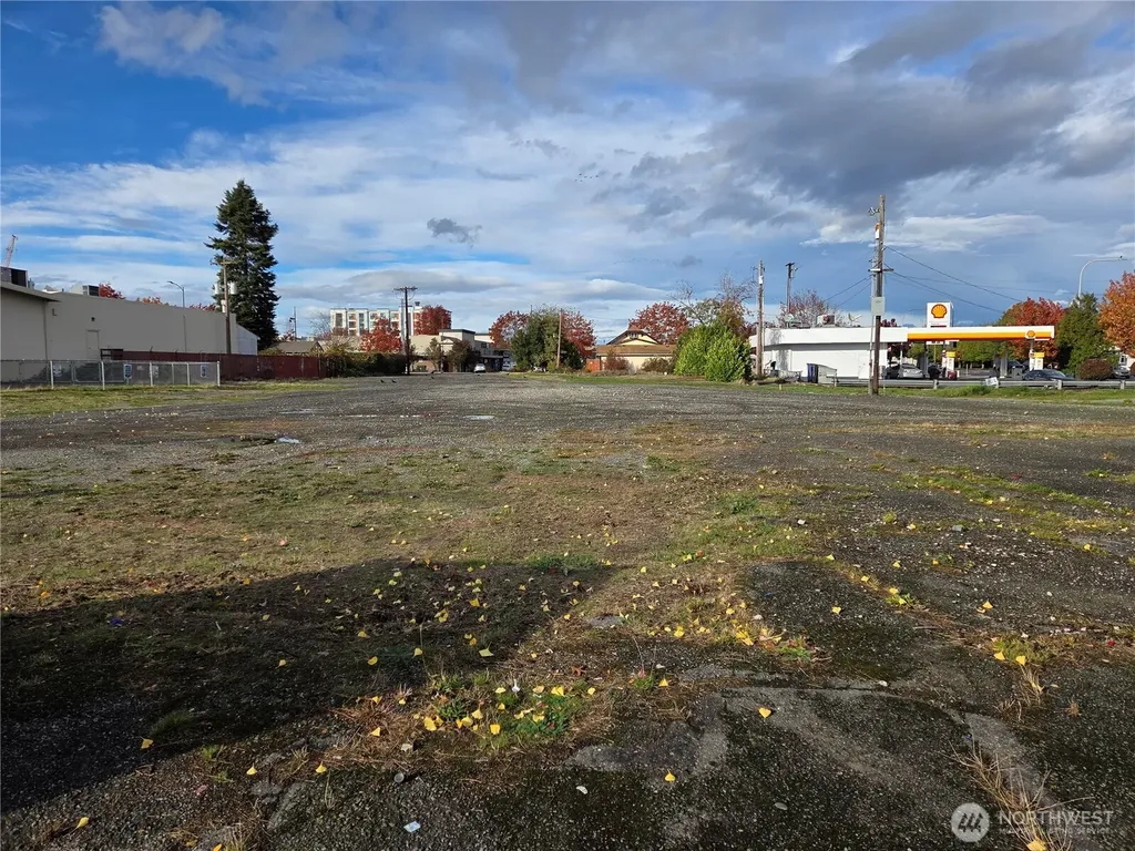 225 Auburn Way S Auburn WA 98002