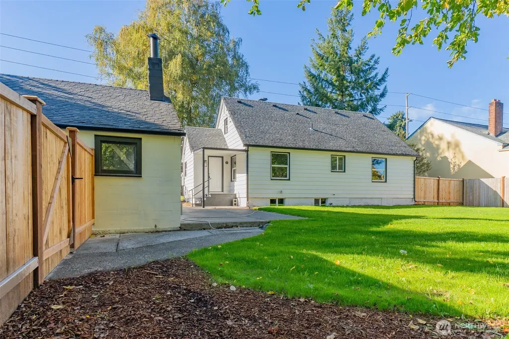 1114 2nd Avenue SW Tumwater WA 98512