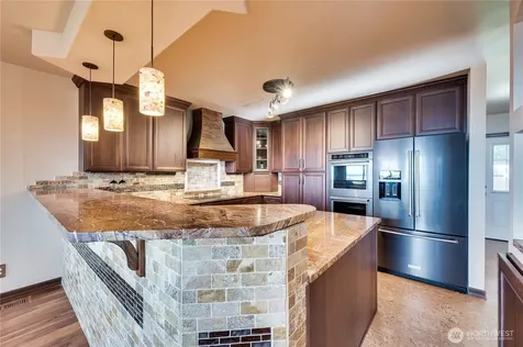 212 Grandview Avenue Camano Island WA 98282