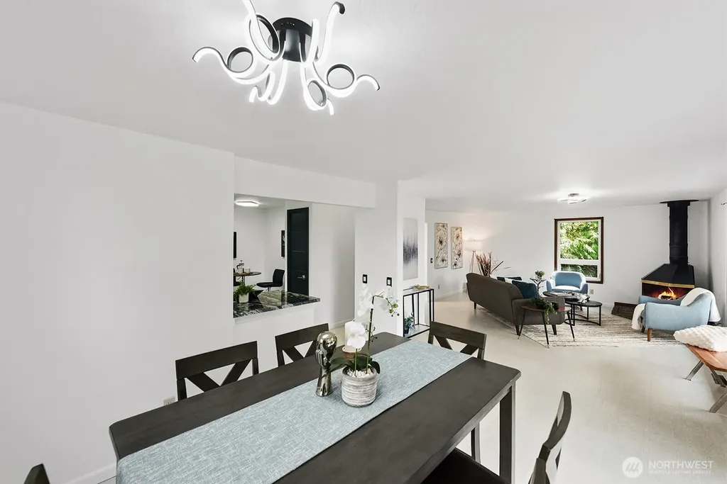 13133 66th Place NE Kirkland WA 98034