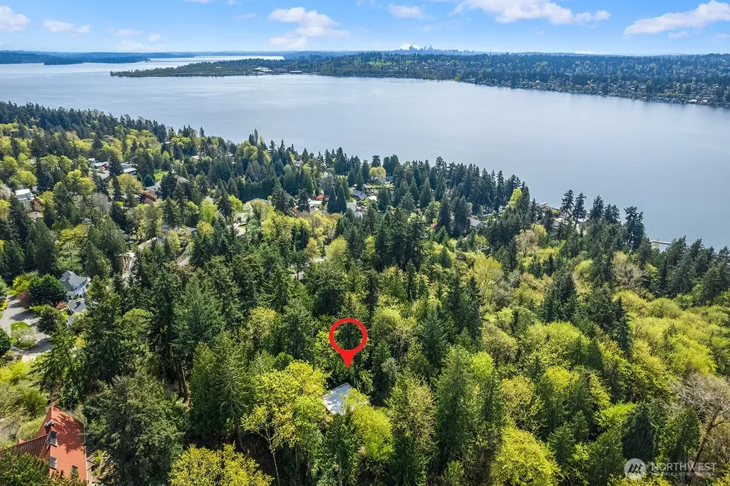 13133 66th Place NE Kirkland WA 98034