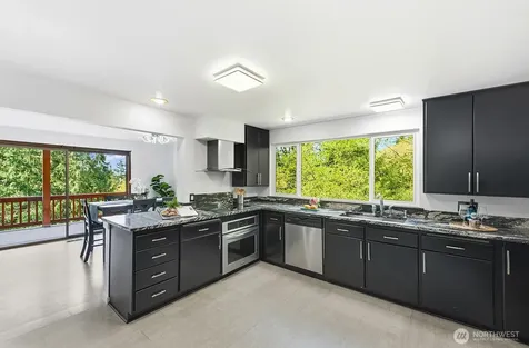 13133 66th Place NE Kirkland WA 98034