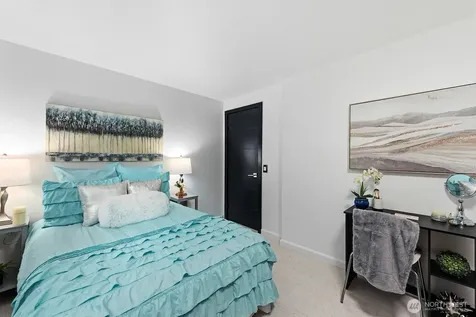 13133 66th Place NE Kirkland WA 98034
