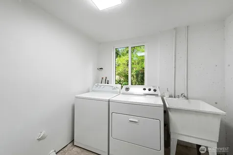 13133 66th Place NE Kirkland WA 98034