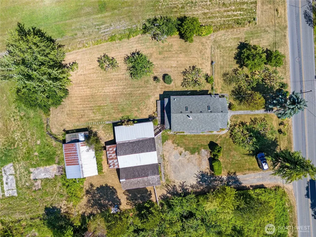 1676 Collins Road Buckley WA 98321
