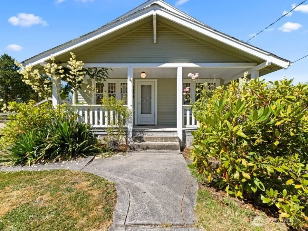 1676 Collins Road Buckley WA 98321