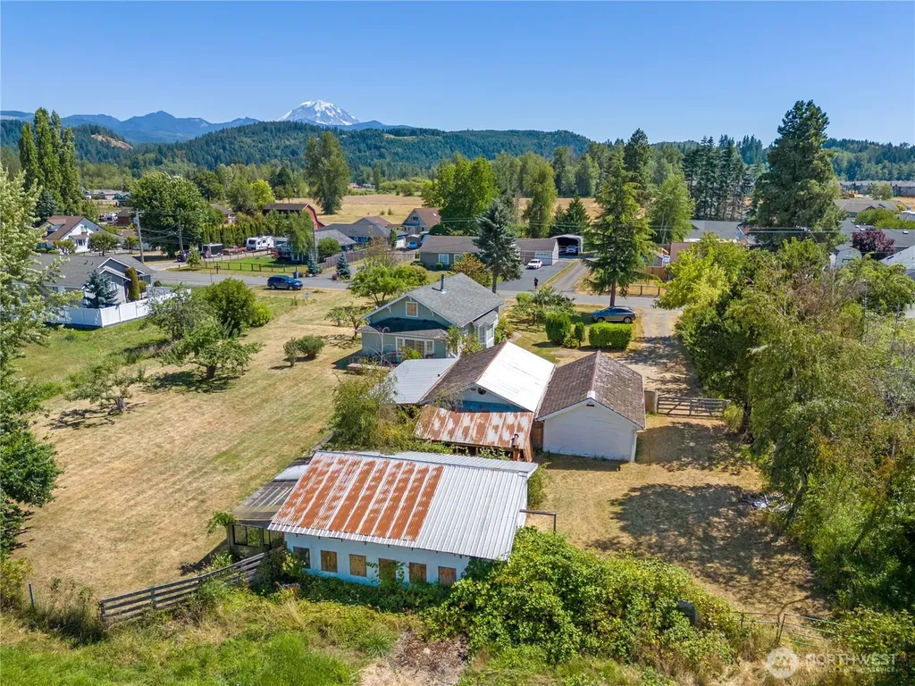 1676 Collins Road Buckley WA 98321
