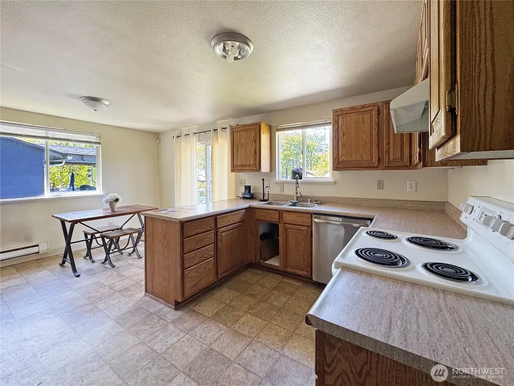1829 E Morton Street Tacoma WA 98404