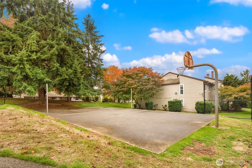 14200 NE 171st Street Woodinville WA 98072