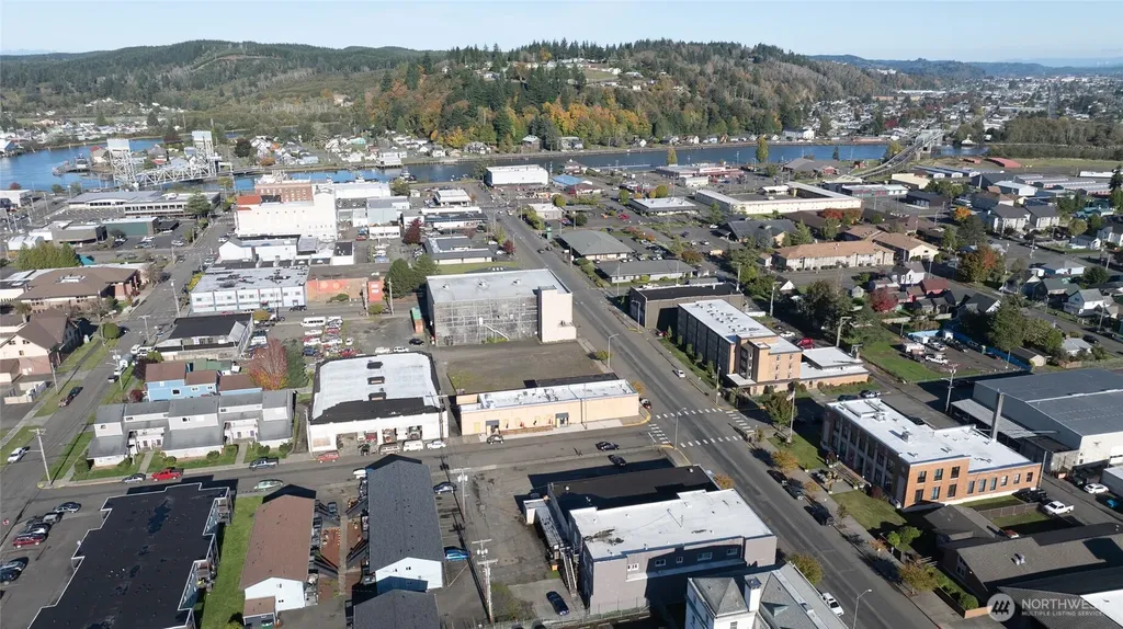 608 8th Street Hoquiam WA 98550