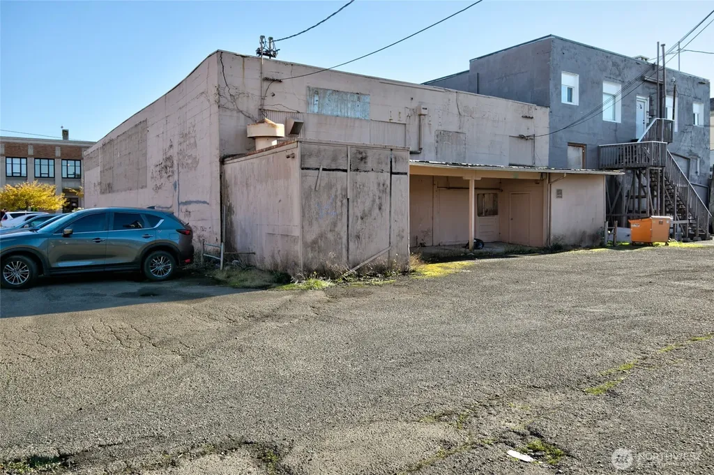 608 8th Street Hoquiam WA 98550