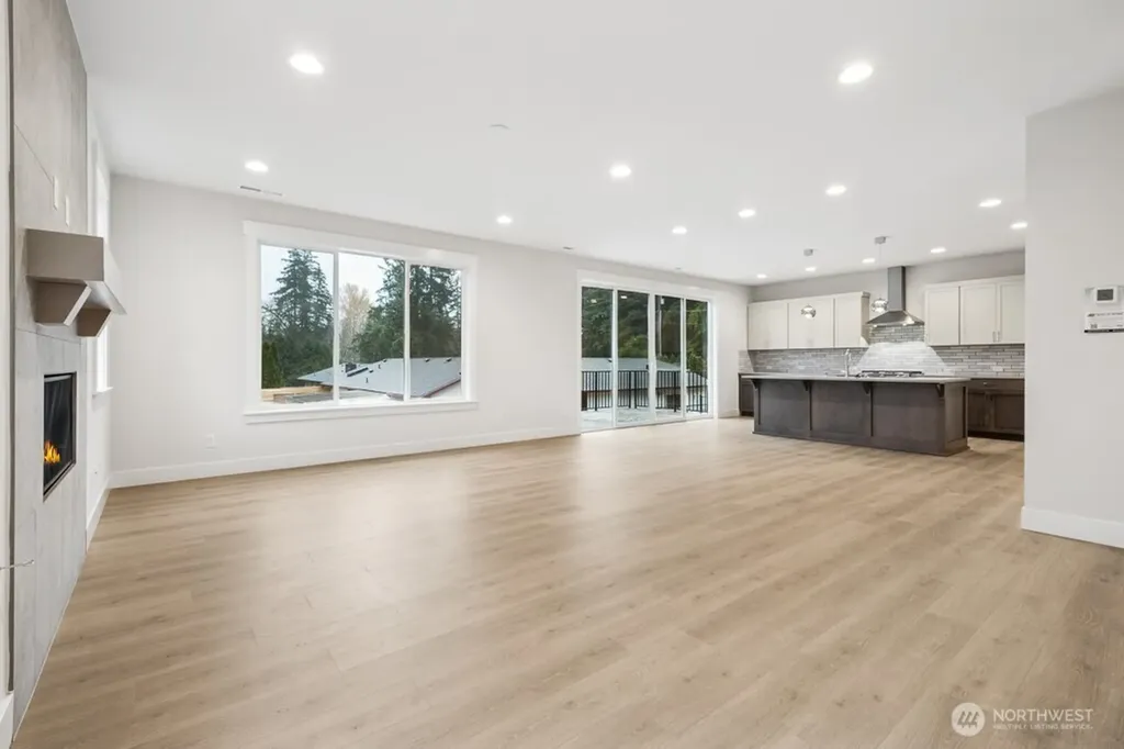 18011 SE 250th Place Covington WA 98042