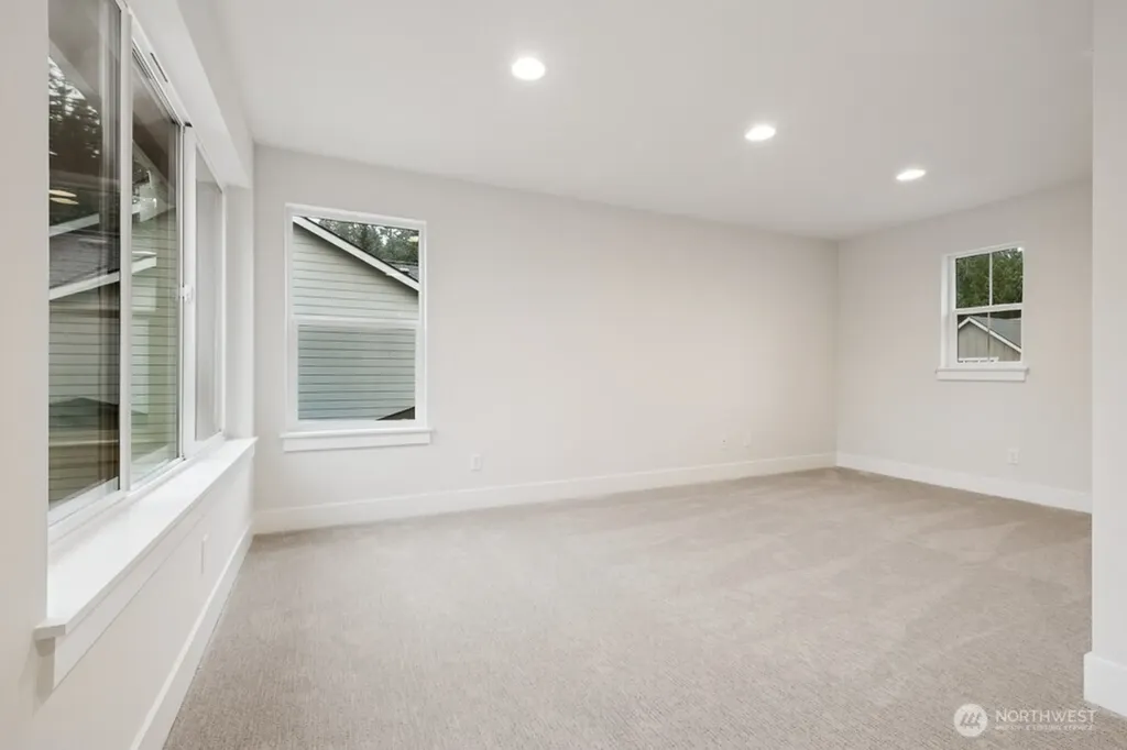 18011 SE 250th Place Covington WA 98042