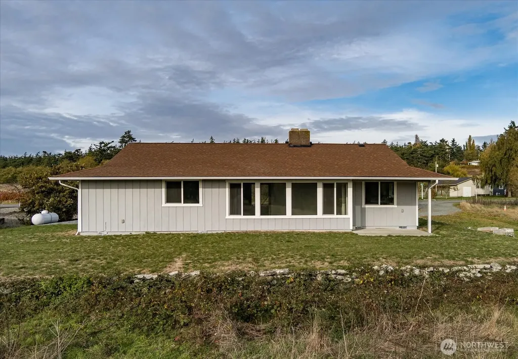 2312 Fairway Lane Oak Harbor WA 98277