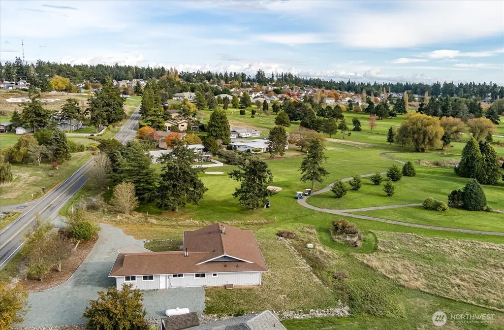 2312 Fairway Lane Oak Harbor WA 98277