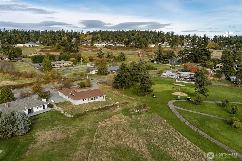 2312 Fairway Lane Oak Harbor WA 98277