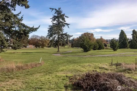 2312 Fairway Lane Oak Harbor WA 98277