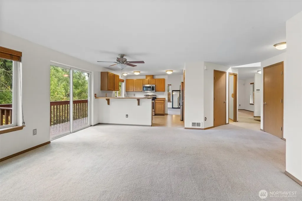 22318 Blue Lake Court SE Yelm WA 98597