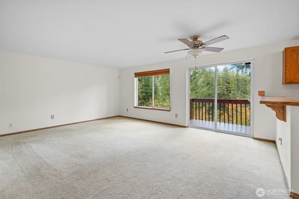 22318 Blue Lake Court SE Yelm WA 98597