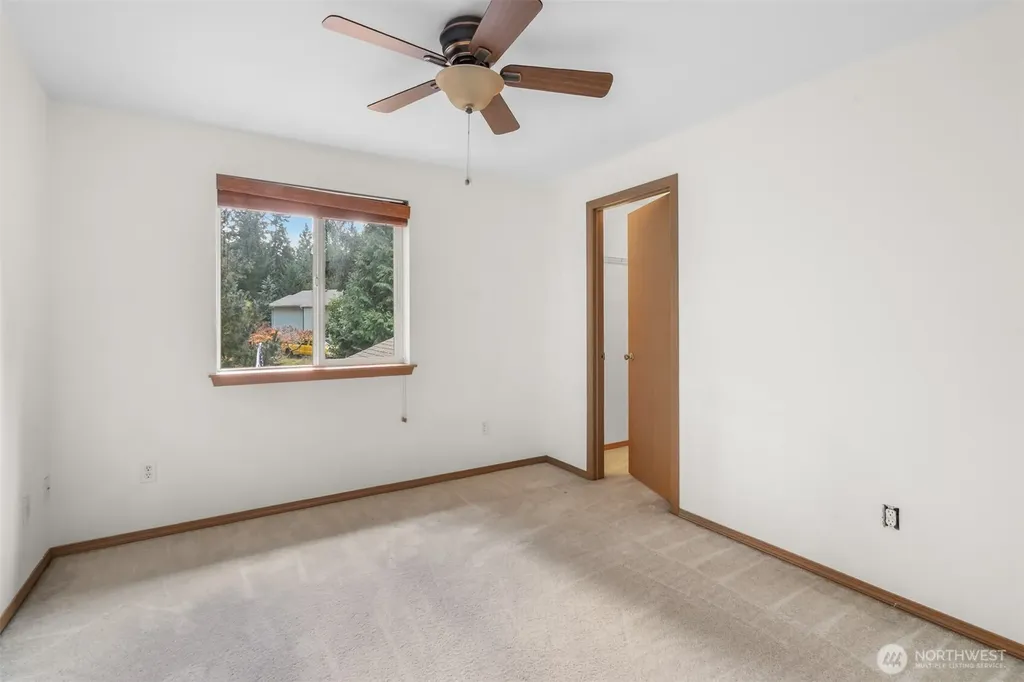 22318 Blue Lake Court SE Yelm WA 98597