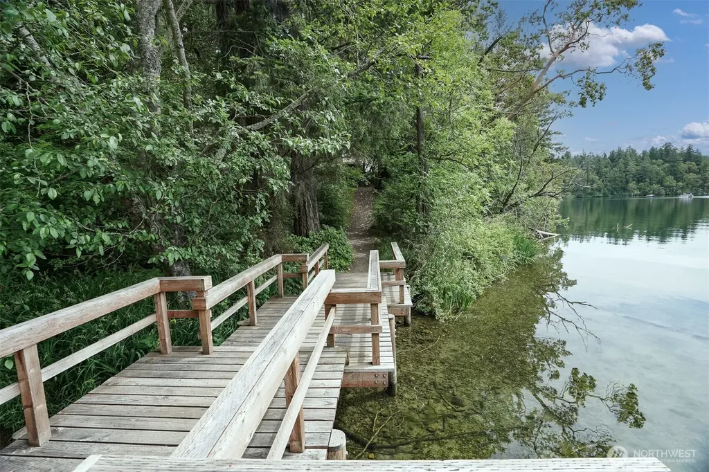 22318 Blue Lake Court SE Yelm WA 98597