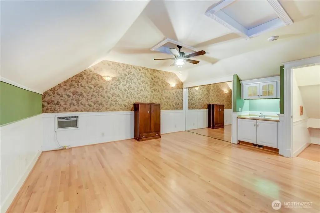 1313 Washington Street Sumner WA 98390