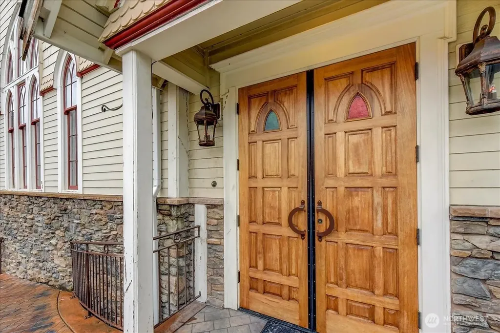 1313 Washington Street Sumner WA 98390