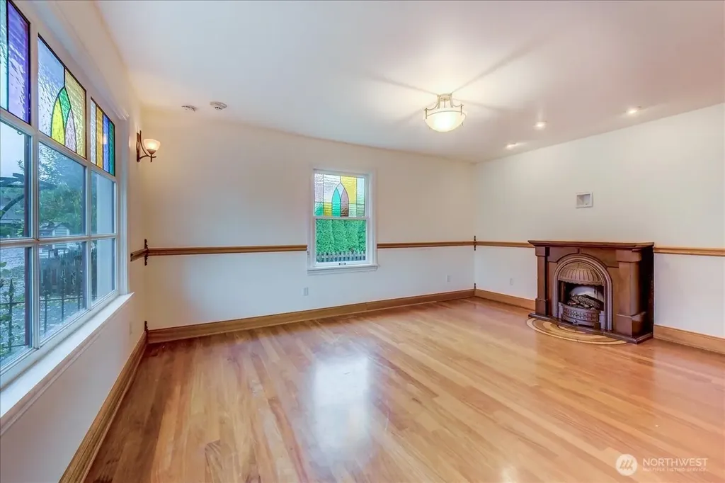 1313 Washington Street Sumner WA 98390