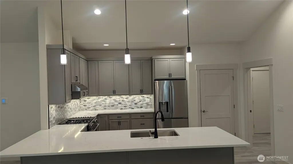 800 Cedar Drive Everson WA 98247