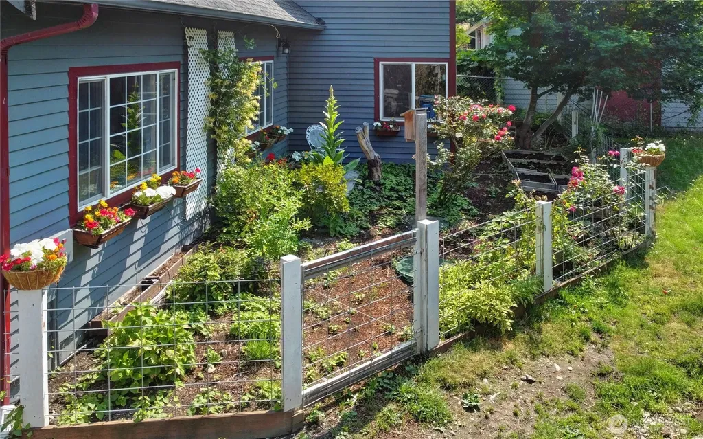 35904 SE 46th Street Fall City WA 98024