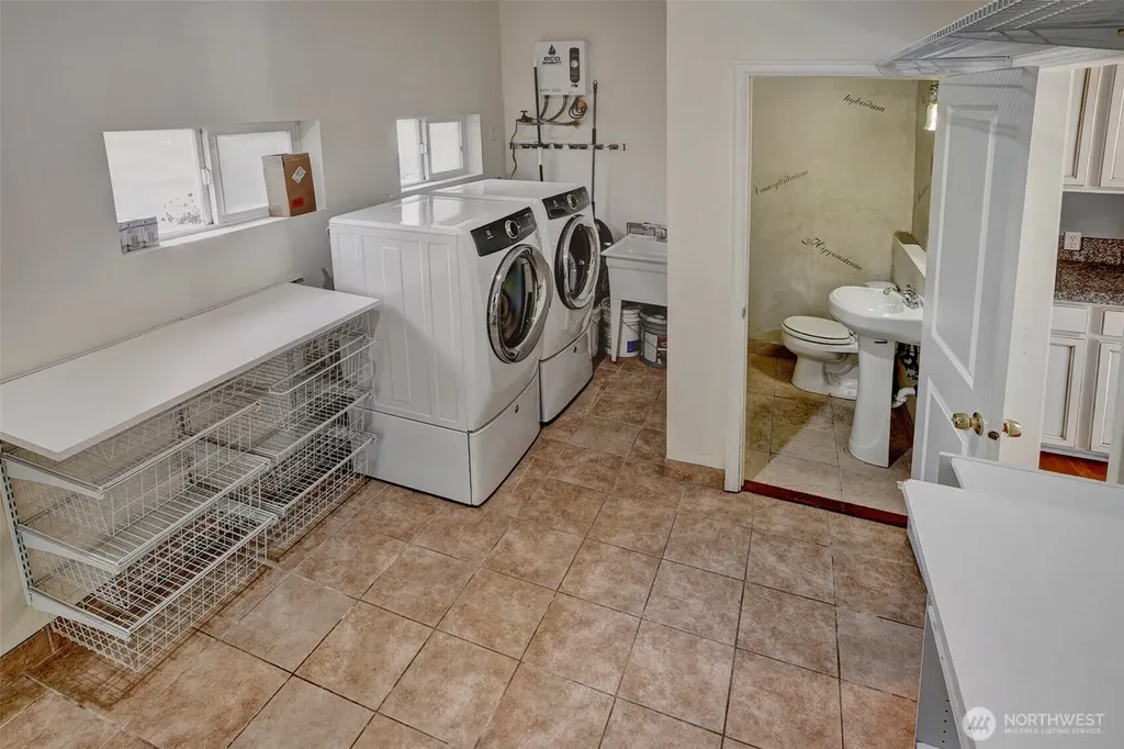 35904 SE 46th Street Fall City WA 98024