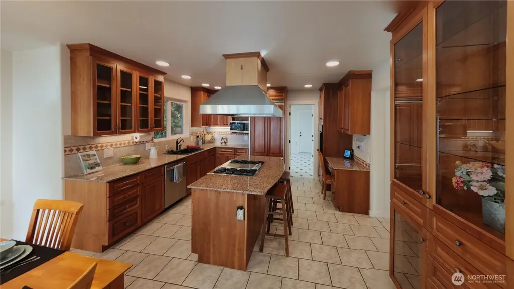 10405 Samish Island Road Bow WA 98232