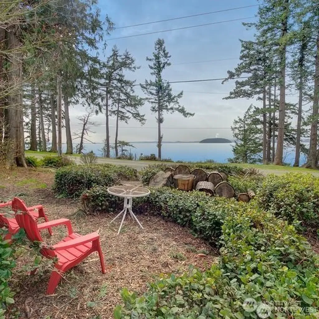 10405 Samish Island Road Bow WA 98232