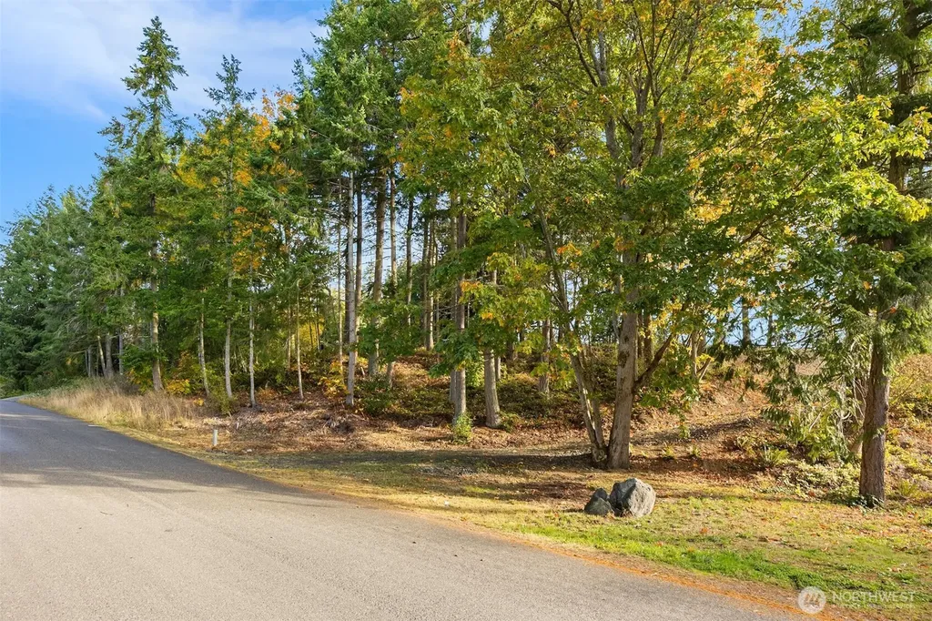 34464 Bridge View Drive NE Kingston WA 98346