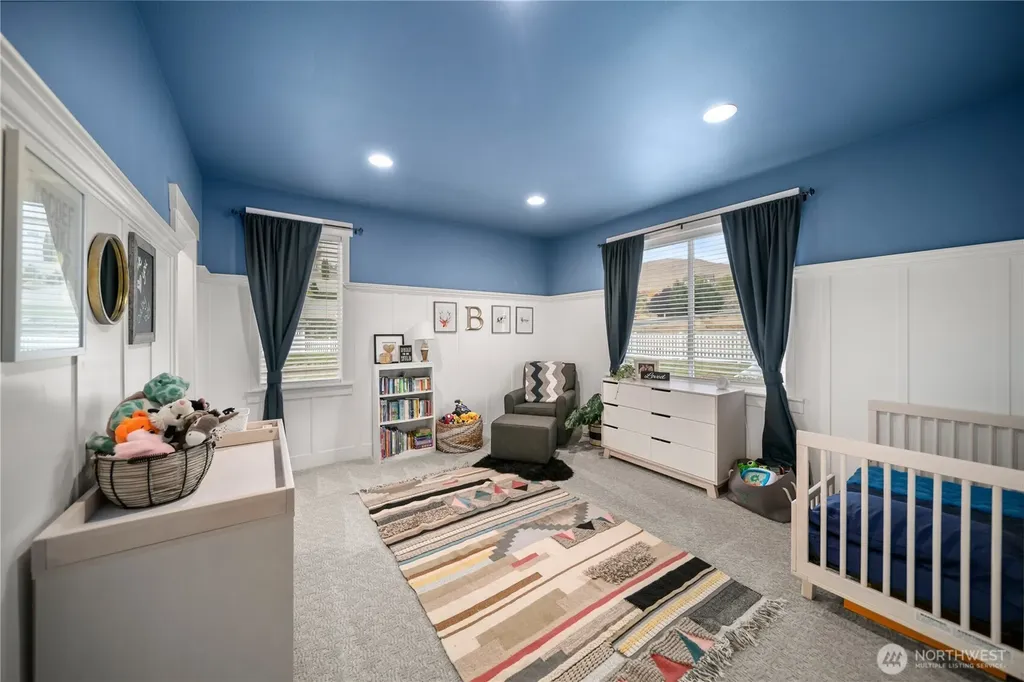 12 Elizabeth Court Wenatchee WA 98801