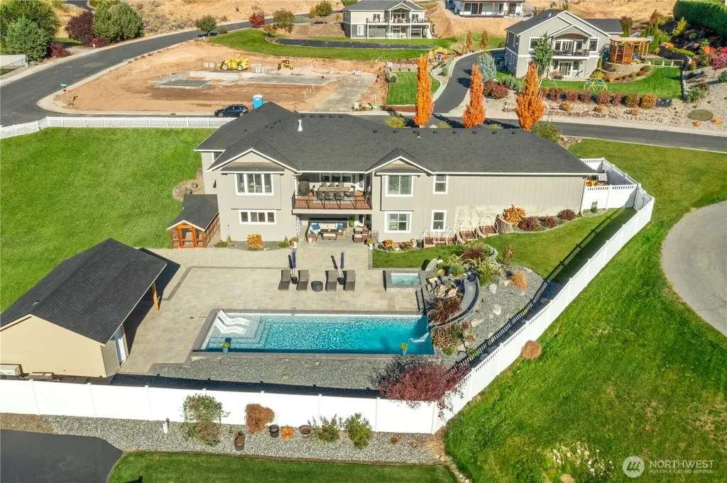 12 Elizabeth Court Wenatchee WA 98801